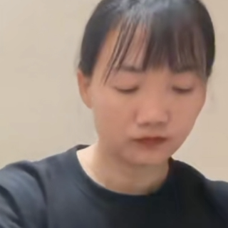 昱萱  正在直播......